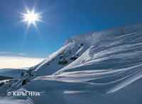 pict: Overhang of snow on Kotel Hill - pindlerv Mln