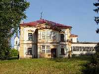 Schloss im Pseudorenaissancestil Studenec * Riesengebirge (Krkonose)