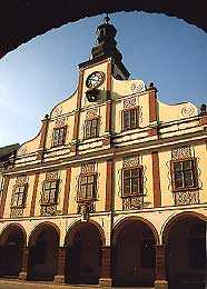Bild vergrssern: Rathaus * Riesengebirge (Krkonose)