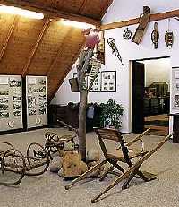 Bild vergrssern: Riesengebirgsmuzeum - Drei Huser * Riesengebirge (Krkonose)